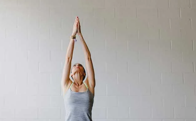 Lifestyle modifications can also be helpful in managing arthritis symptom